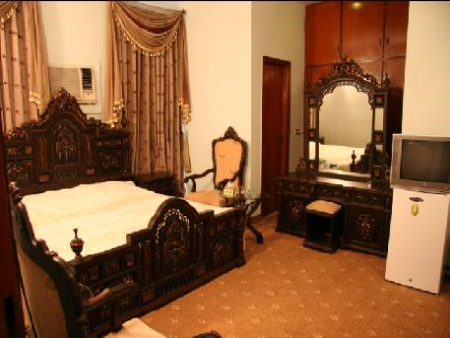 Delux Double Bed