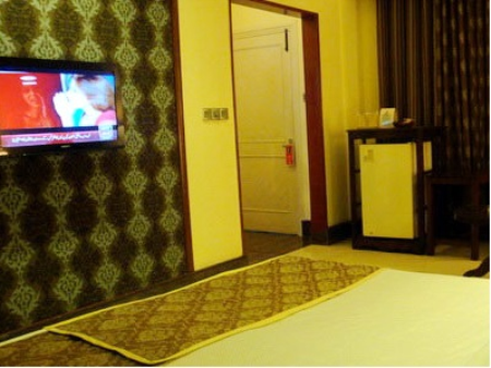 Standard Single Bed